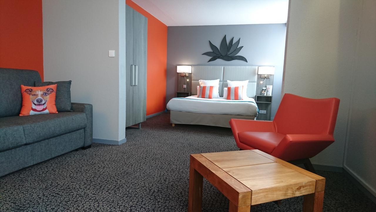Kyriad Prestige Bordeaux Aeroport Hotel