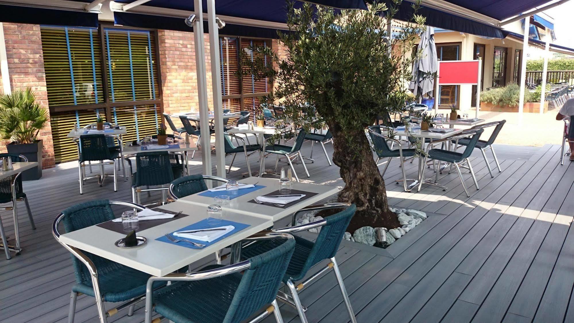 Kyriad Prestige Bordeaux Aeroport Hotel