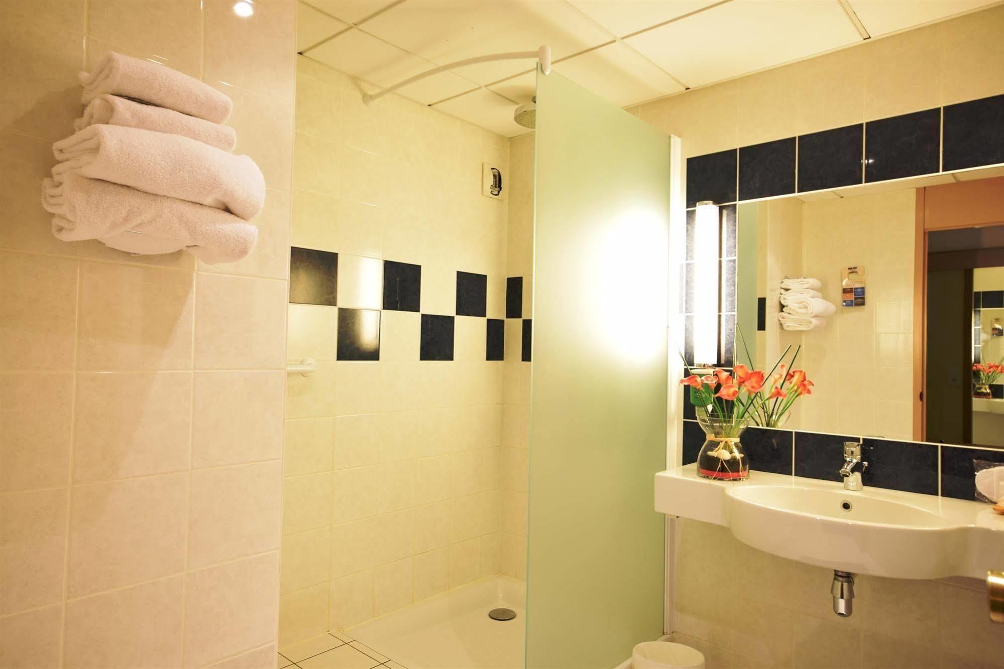 Hotel Kyriad Prestige Bordeaux Aeroport